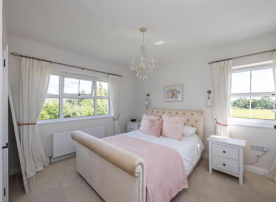 7 Riverdale Lane, Saintfield, Ballynahinch, BT24 7JG
