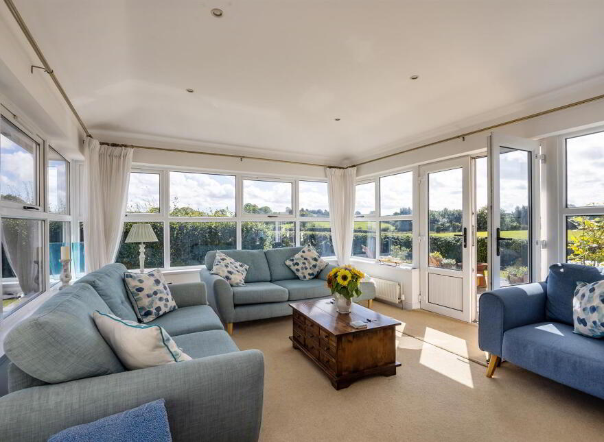 7 Riverdale Lane, Saintfield, Ballynahinch, BT24 7JG