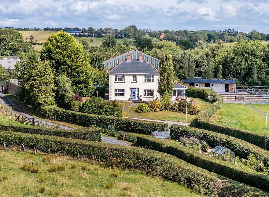 7 Riverdale Lane, Saintfield, Ballynahinch, BT24 7JG
