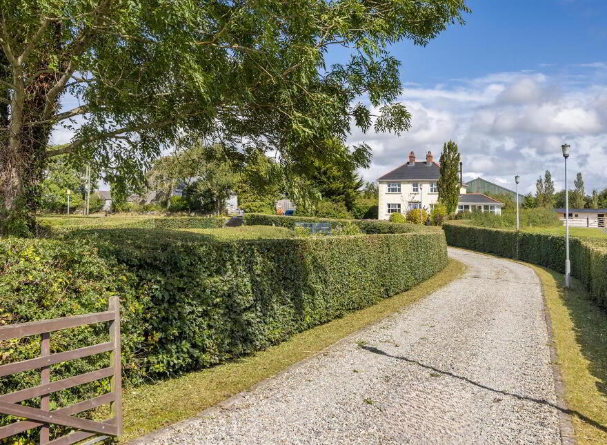 7 Riverdale Lane, Saintfield, Ballynahinch, BT24 7JG
