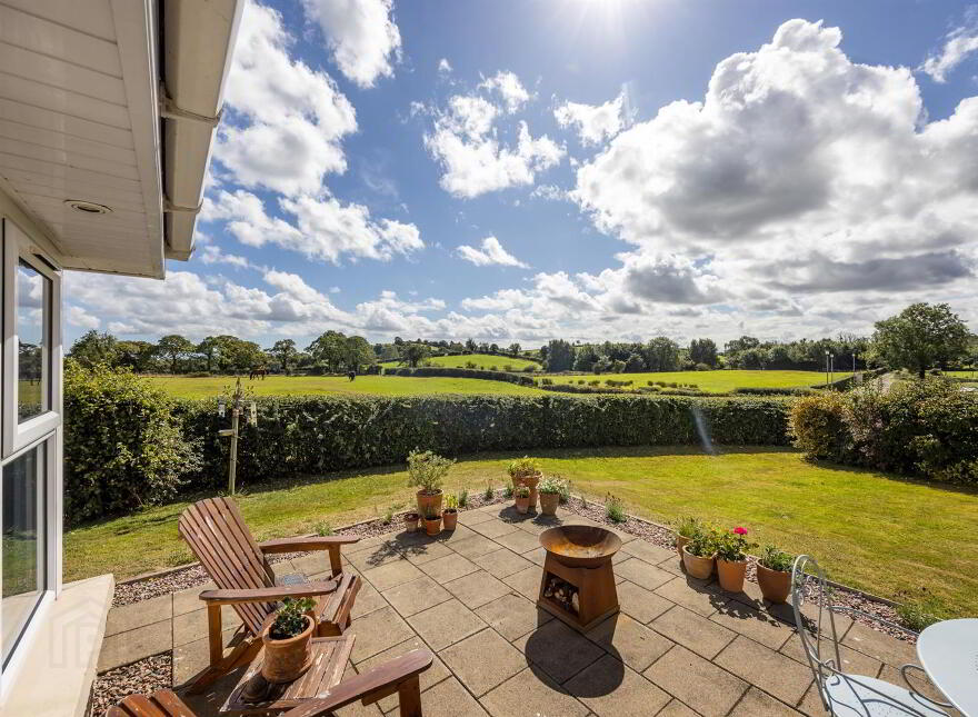 7 Riverdale Lane, Saintfield, Ballynahinch, BT24 7JG