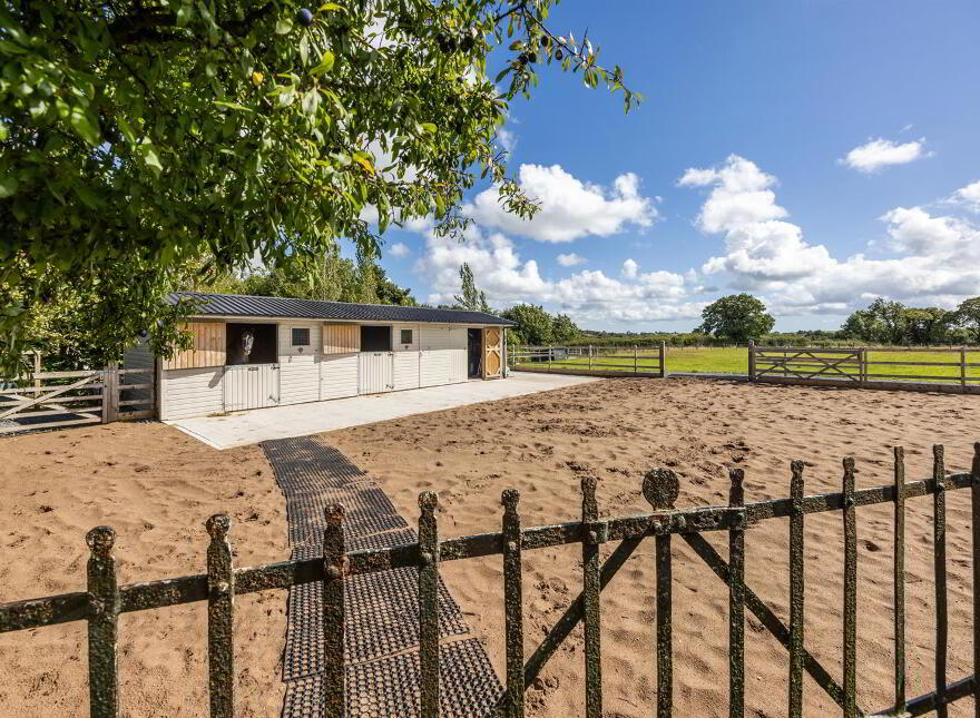 7 Riverdale Lane, Saintfield, Ballynahinch, BT24 7JG