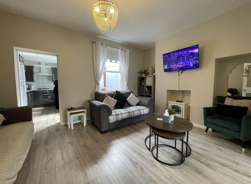 34 Fallswater Drive, Belfast, BT12 6AX