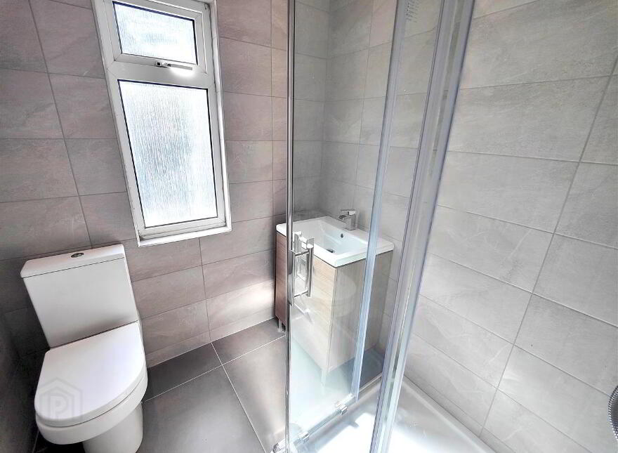 662 Oldpark Road, Belfast, BT14 6QN