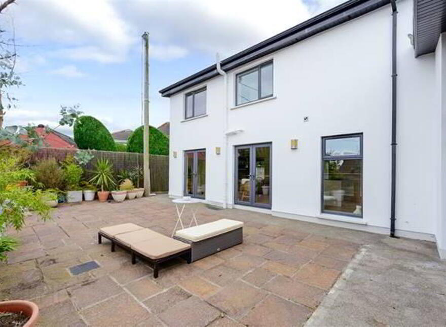Cedarwood, Featherbed Lane, Kinsale