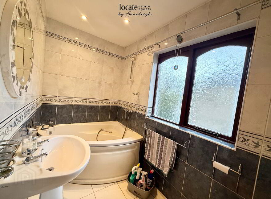 37 Demesne Avenue, Creggan, Derry, BT48 9QD