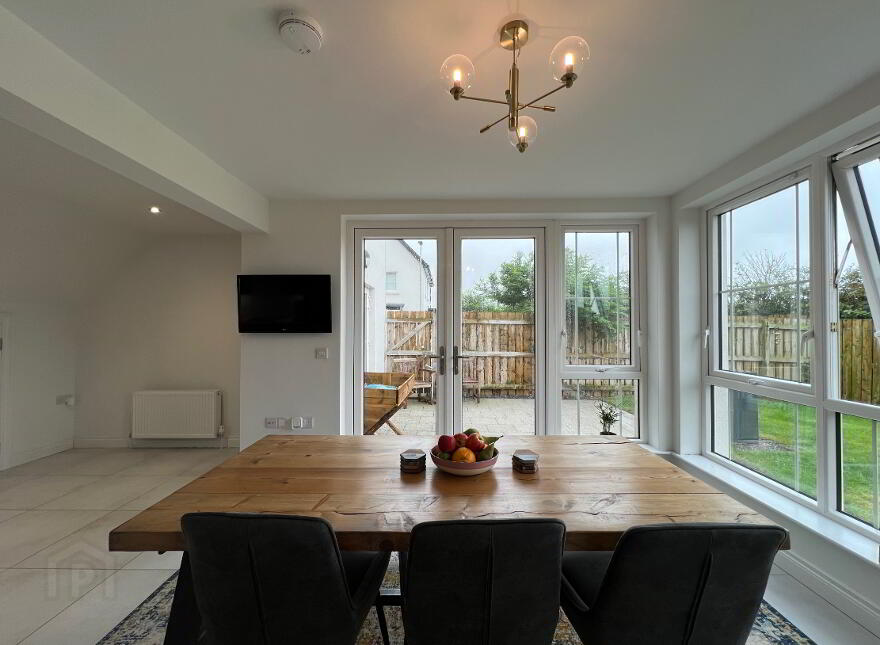 67 Red Row, Toomebridge, BT41 3FQ