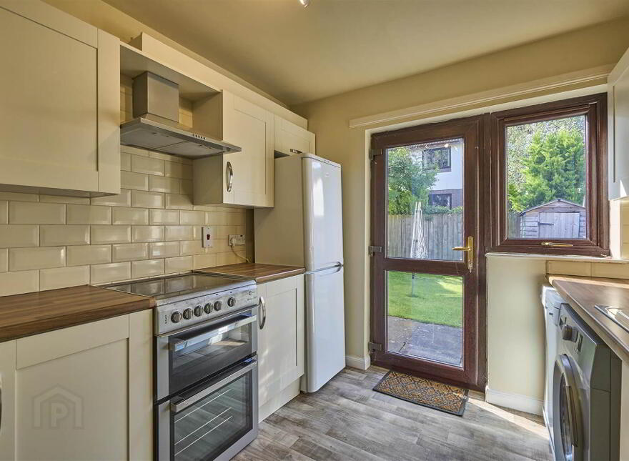 3 Thornhill Grove, Belfast, BT5 7BN