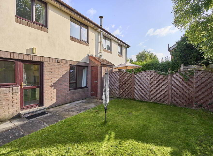 3 Thornhill Grove, Belfast, BT5 7BN