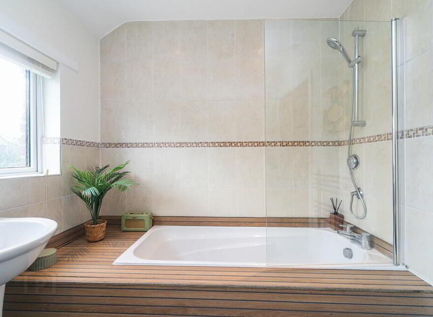 29 Greystown Avenue, Upper Malone Road, Belfast, BT9 6UG