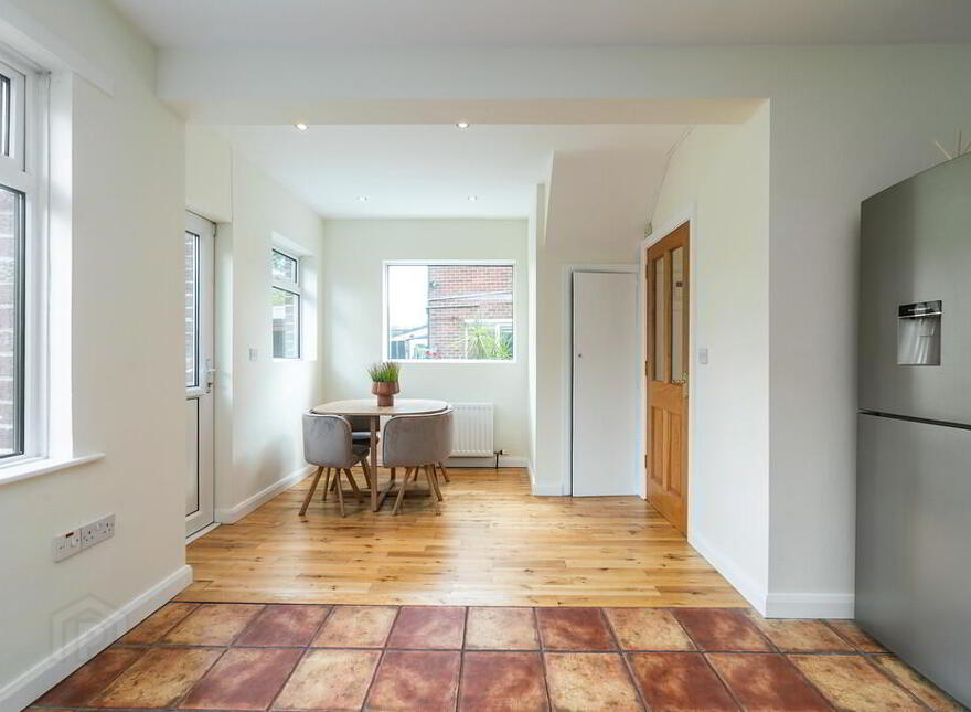 29 Greystown Avenue, Upper Malone Road, Belfast, BT9 6UG