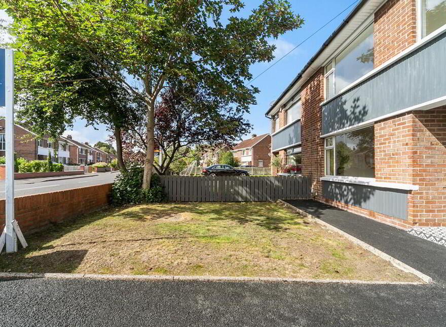 29 Greystown Avenue, Upper Malone Road, Belfast, BT9 6UG