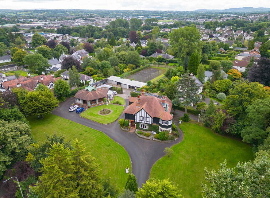 'Red Dyke', 110 Galgorm Road, Ballymena, BT42 1AE