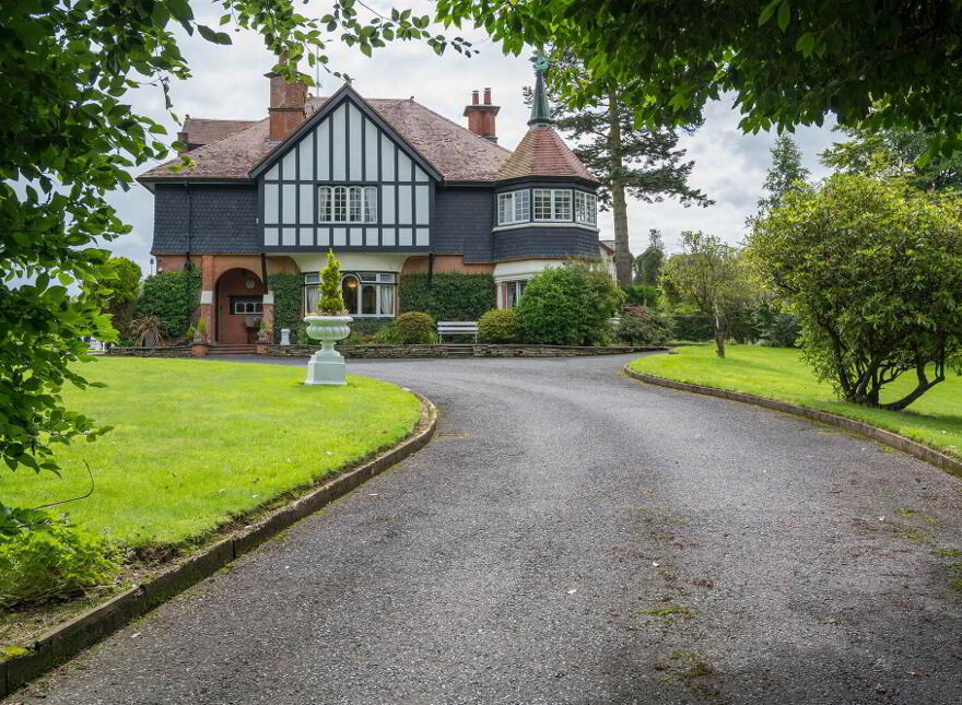 'Red Dyke', 110 Galgorm Road, Ballymena, BT42 1AE