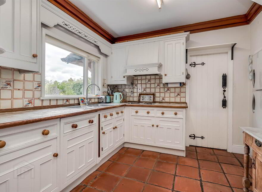 'Red Dyke', 110 Galgorm Road, Ballymena, BT42 1AE