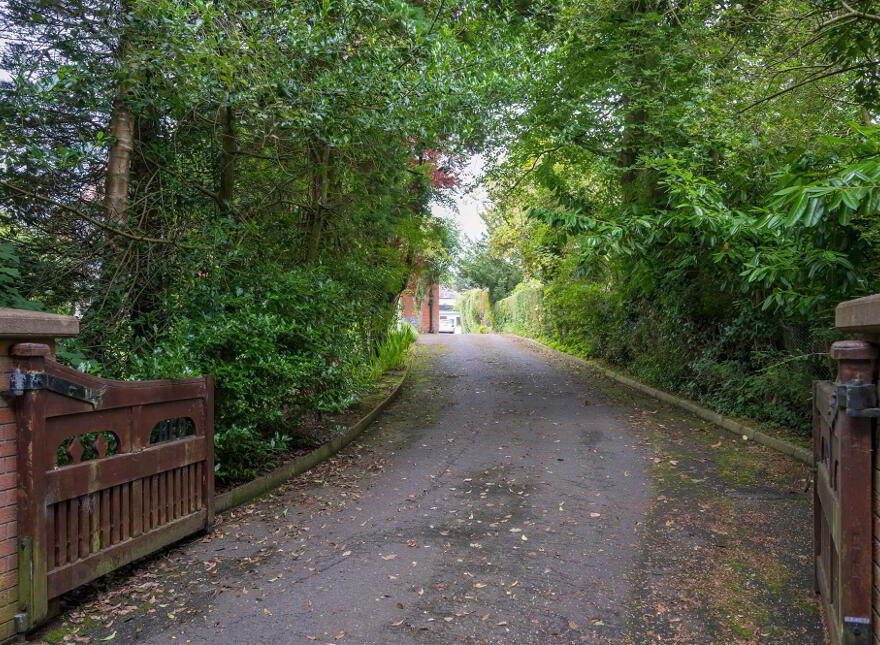 'Red Dyke', 110 Galgorm Road, Ballymena, BT42 1AE