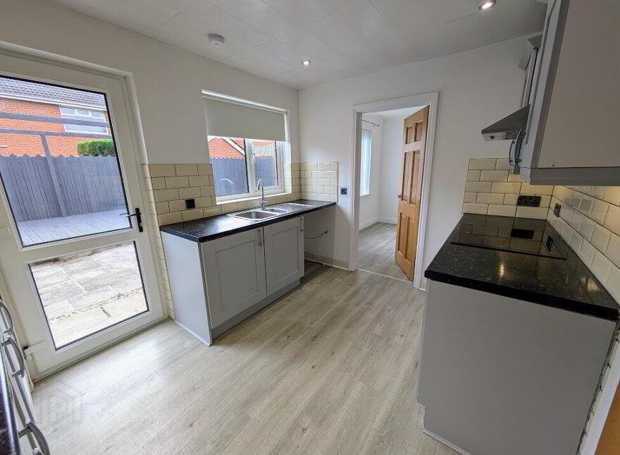 2 Cloverhill Grove, Bangor, BT19 6YA