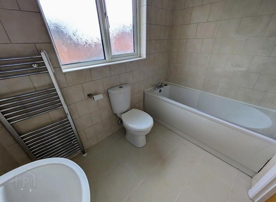 2 Cloverhill Grove, Bangor, BT19 6YA