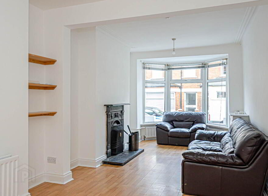 26 Dunraven Avenue, Bloomfield, Belfast, BT5 5JR
