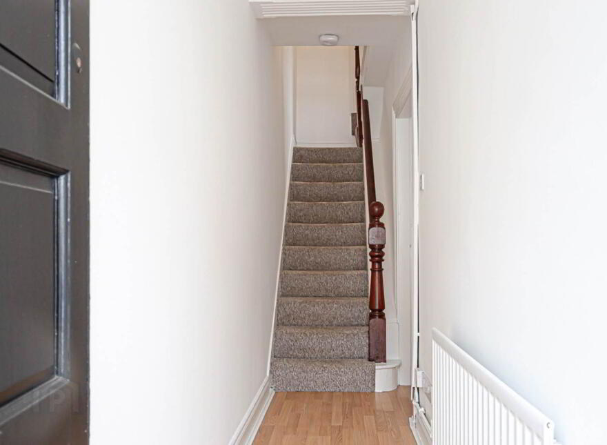 26 Dunraven Avenue, Bloomfield, Belfast, BT5 5JR