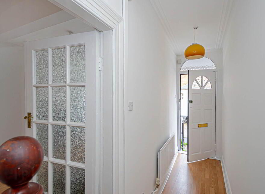 26 Dunraven Avenue, Bloomfield, Belfast, BT5 5JR