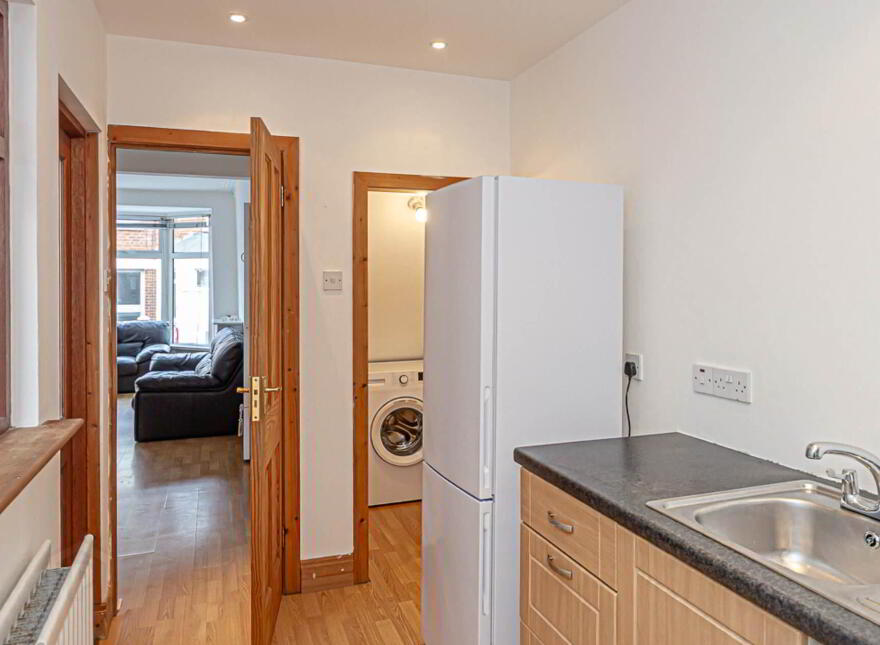 26 Dunraven Avenue, Bloomfield, Belfast, BT5 5JR