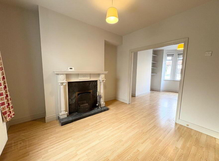 37 Downshire Road, Holywood, BT18 9LX