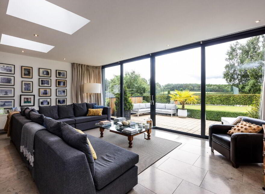 59 Carnbane Road, Royal Hillsborough, BT27 5NG