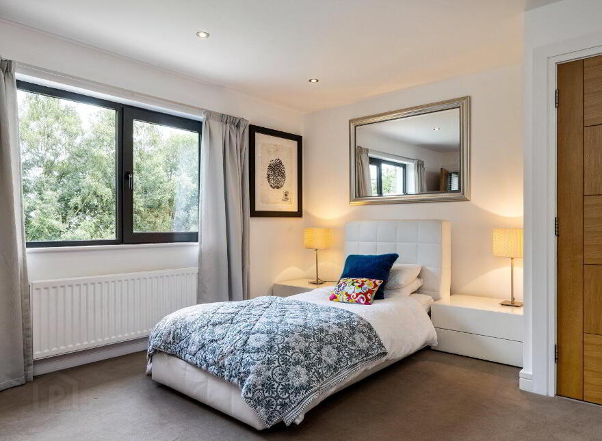 59 Carnbane Road, Royal Hillsborough, BT27 5NG