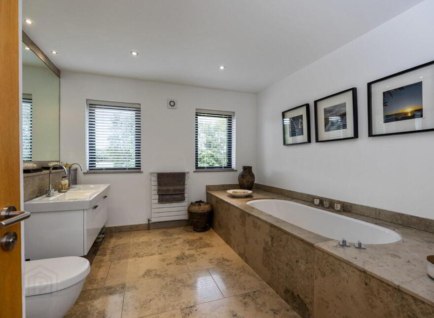 59 Carnbane Road, Royal Hillsborough, BT27 5NG