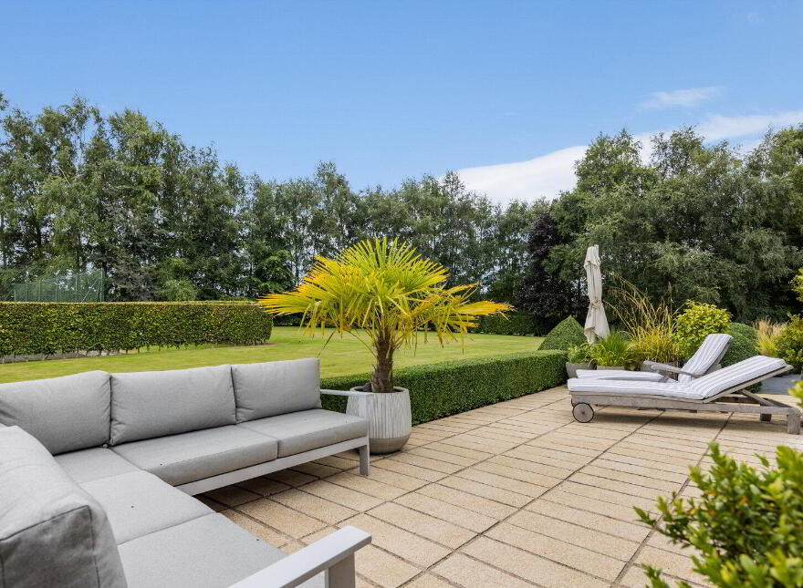 59 Carnbane Road, Royal Hillsborough, BT27 5NG