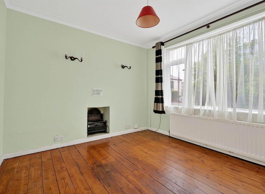 98 Marlborough Park Central, Belfast, BT9 6HP