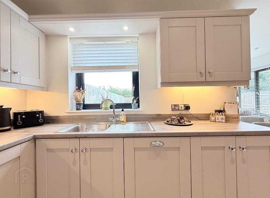 27 Lurgyroe Glen Ardboe, Dungannon, BT71 5FE