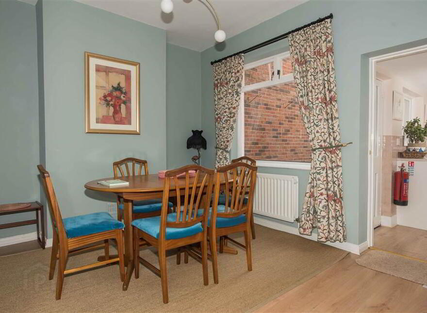 27 Malone Place, Belfast, BT12 5FD