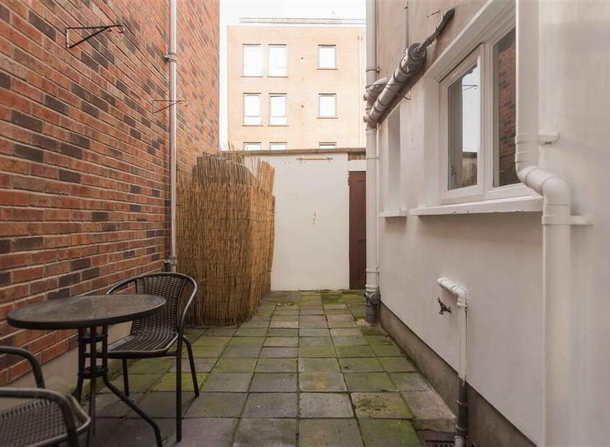 27 Malone Place, Belfast, BT12 5FD
