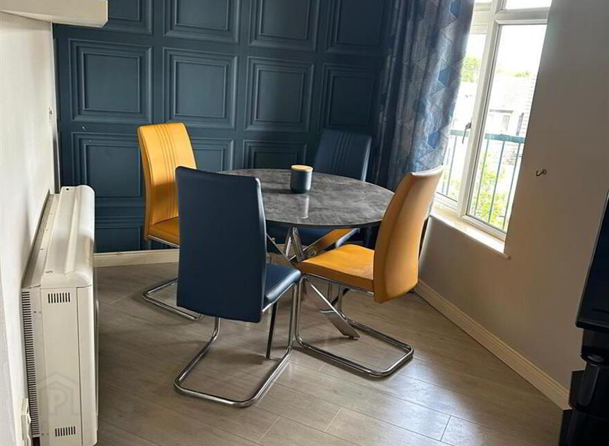 Flat, 18 O'Neills Place, Church Road, Holywood, BT18 9BU