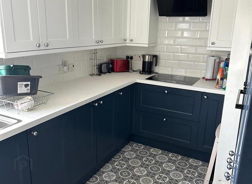Flat, 18 O'Neills Place, Church Road, Holywood, BT18 9BU