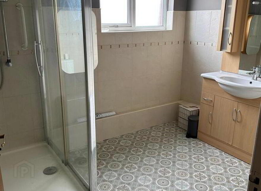Flat, 18 O'Neills Place, Church Road, Holywood, BT18 9BU