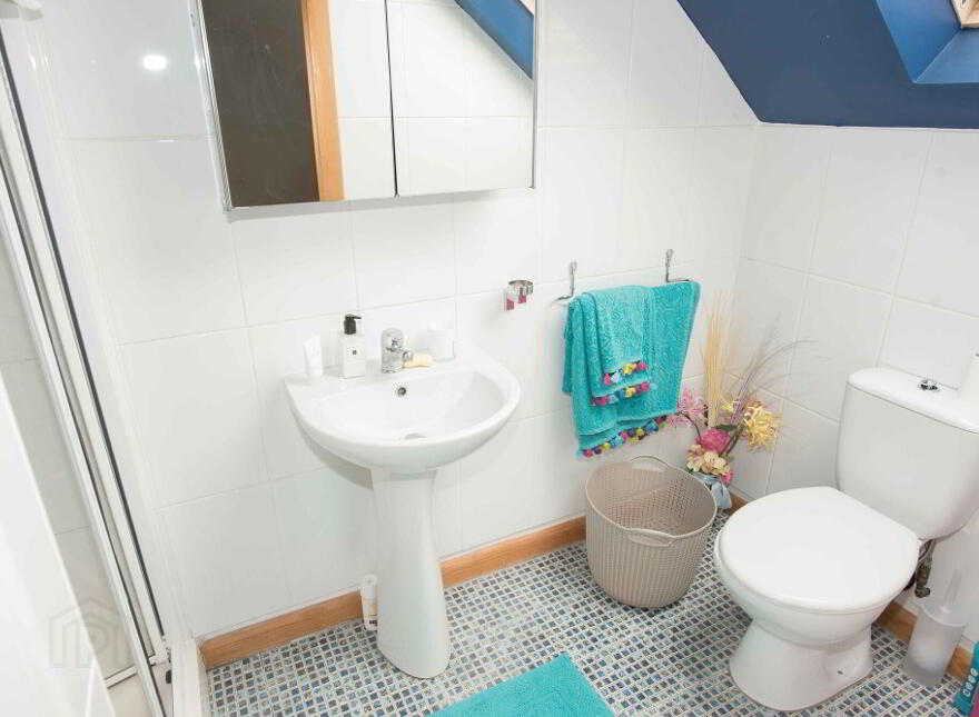 1 Earlstown Mews, 12 Annadale Avenue, Belfast, BT7 3JH