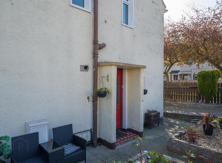 144 Benmore Drive, Belfast, BT10 0EJ