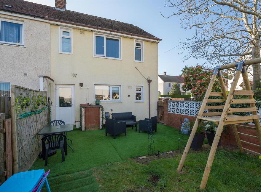 144 Benmore Drive, Belfast, BT10 0EJ