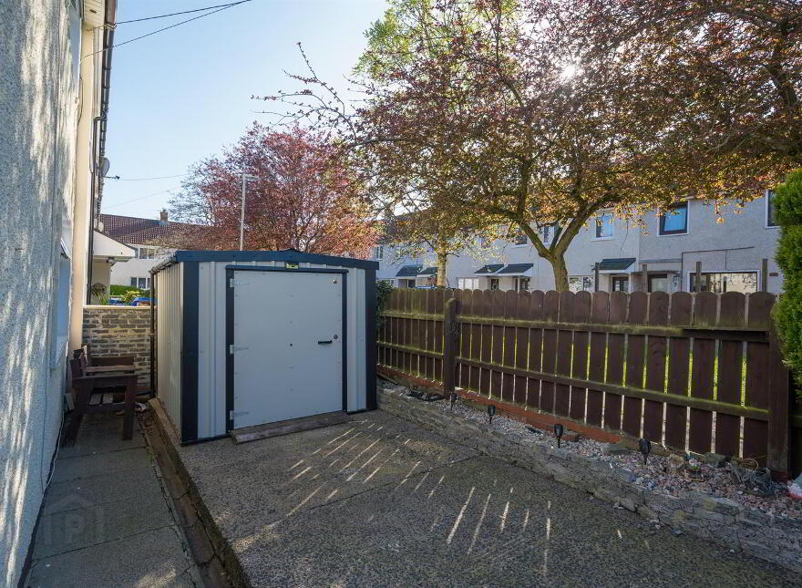 144 Benmore Drive, Belfast, BT10 0EJ