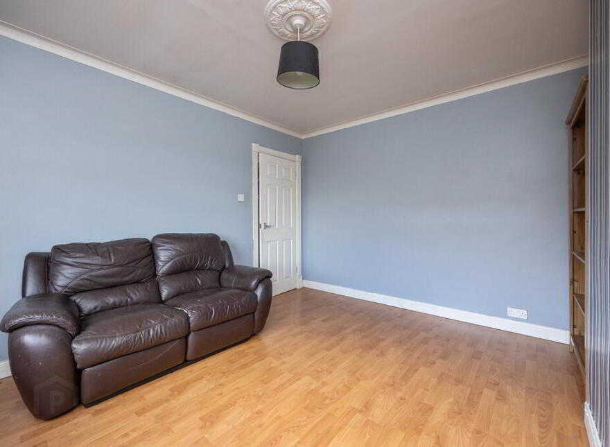 10 Orangefield Grove, Belfast, BT5 6DA