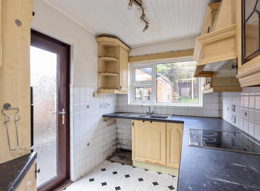 10 Orangefield Grove, Belfast, BT5 6DA