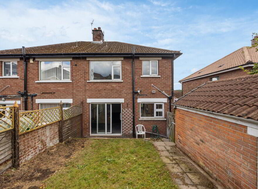 10 Orangefield Grove, Belfast, BT5 6DA
