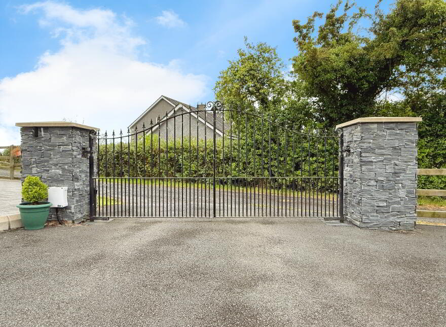 5 Corbally Road, Aldergrove, Crumlin, BT29 4EB