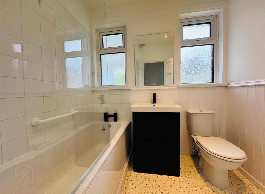 21 Rockport Park, Limavady Road, L'Derry, BT47 6JH