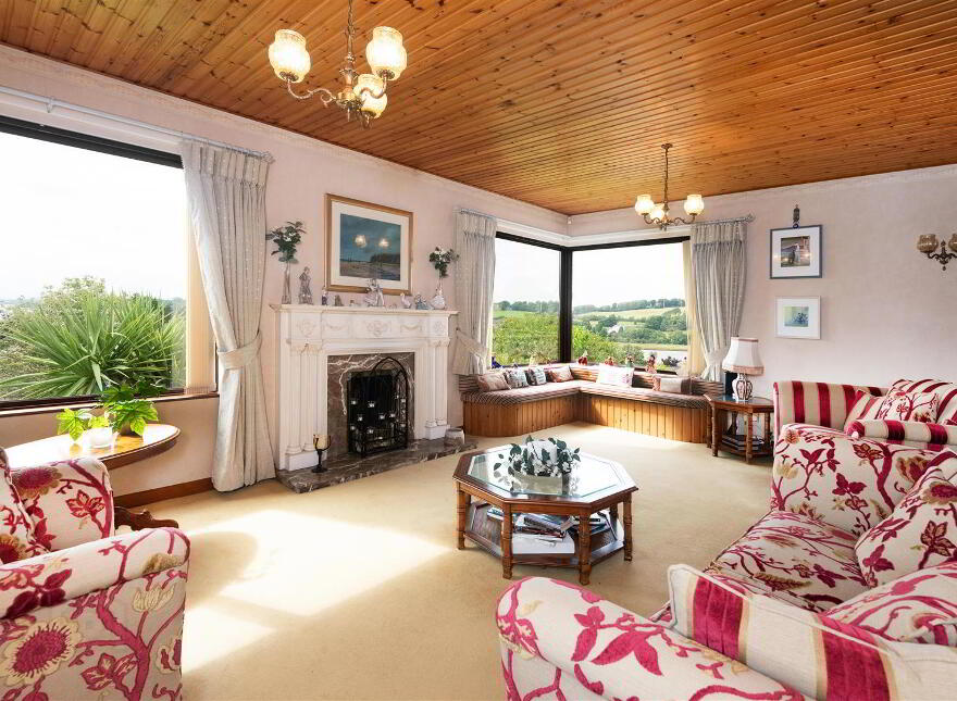 18 Dunnwood Park, L'Derry, BT47 2NN