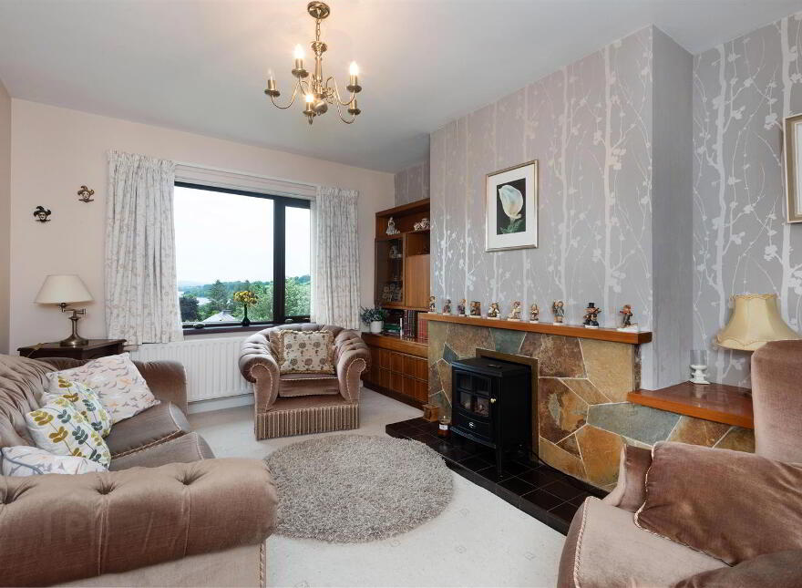 18 Dunnwood Park, L'Derry, BT47 2NN