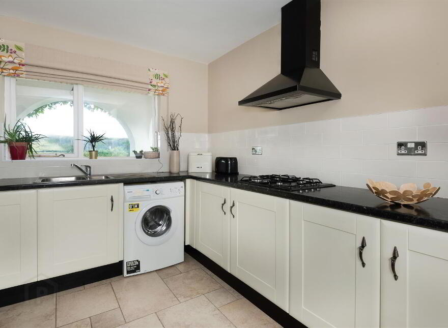 18 Dunnwood Park, L'Derry, BT47 2NN